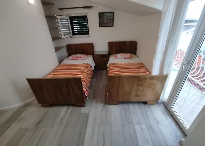 Konukevi Periko Split