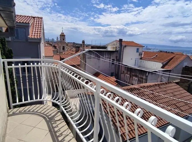 Periko Konukevi Split