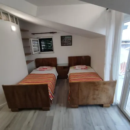 Periko Guest house 3*